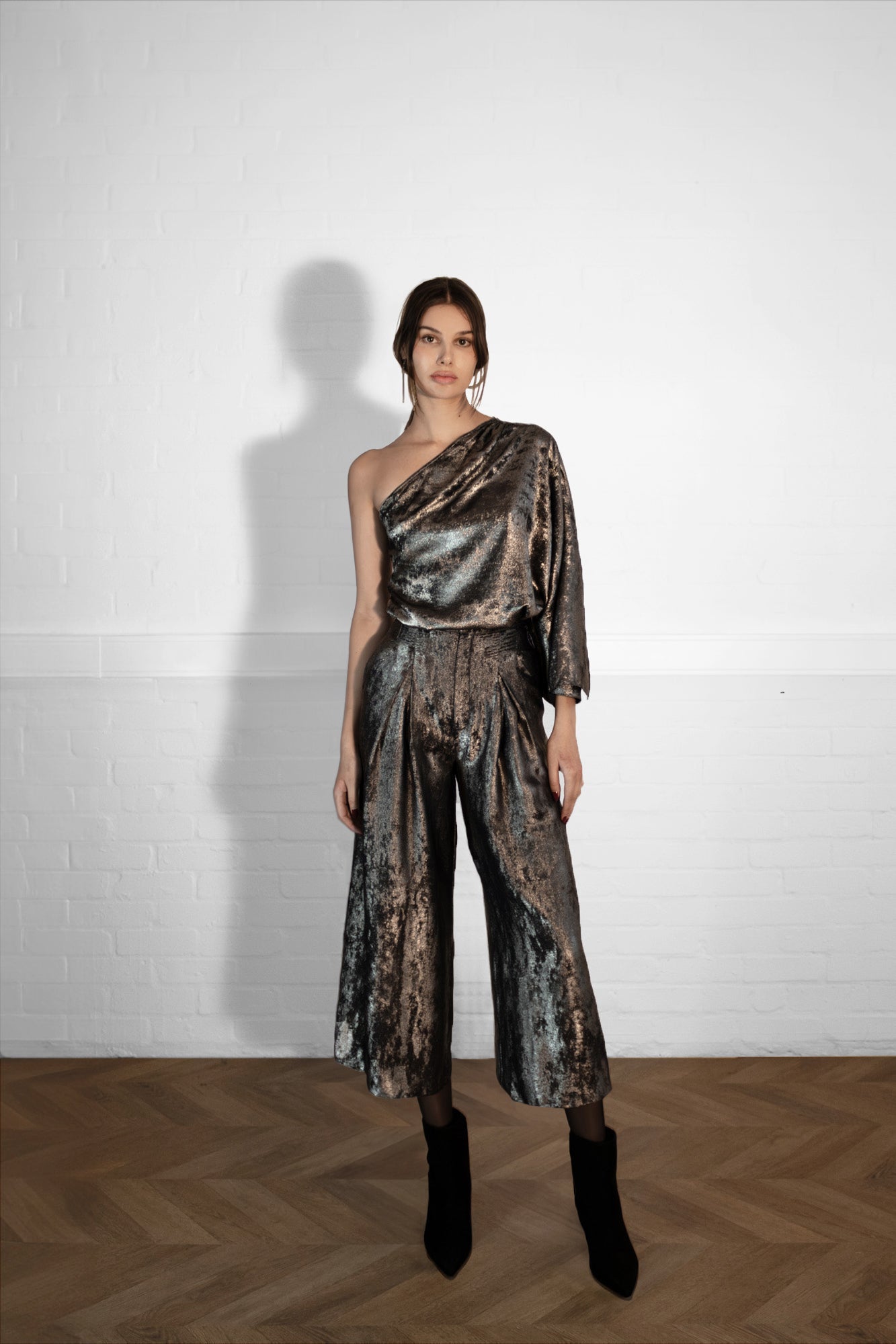 Hepburn Metallic Pleated Culotte Trousers